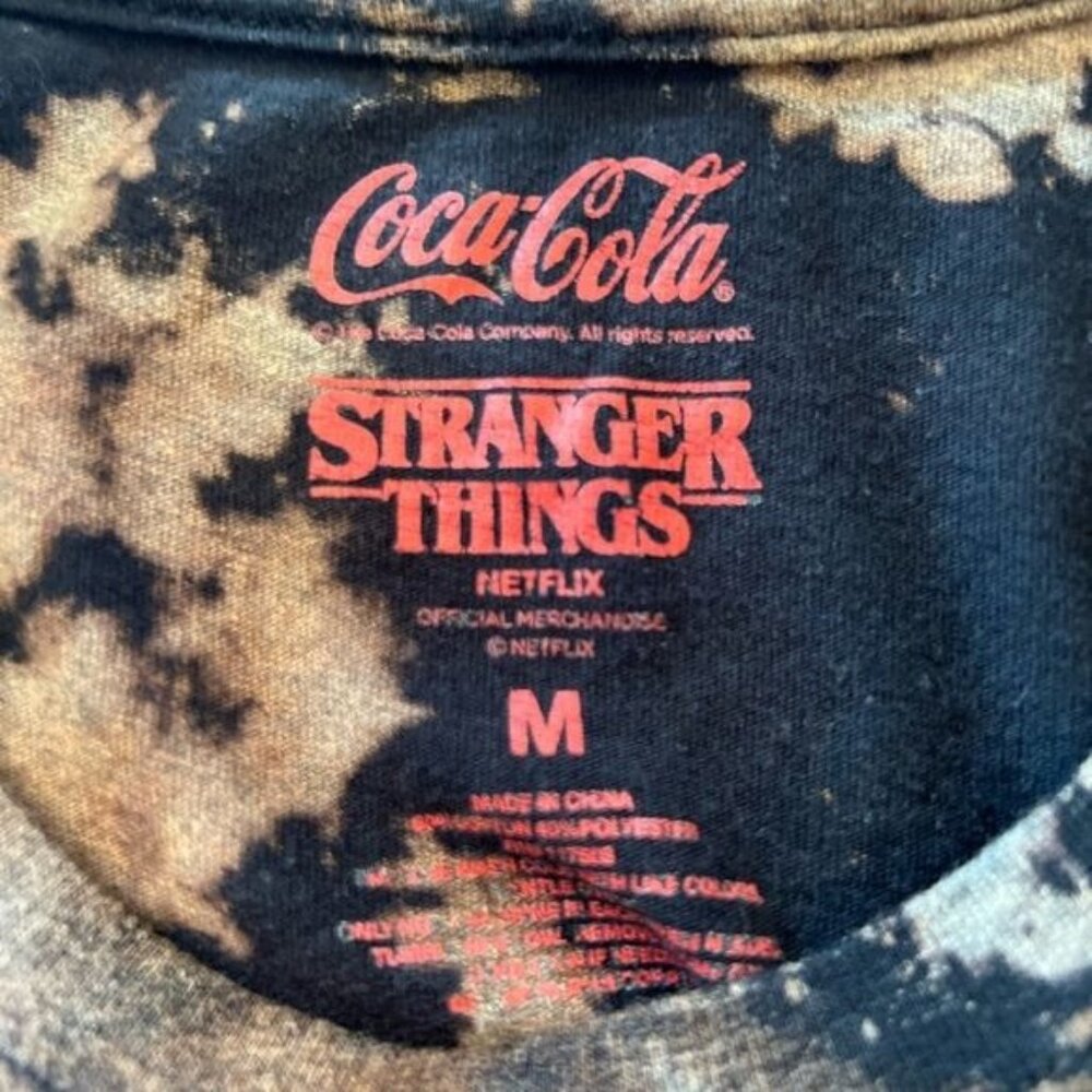 Stranger Things x Coke Brand Tee Shirt Size Medium Unisex Tie Dye Distressed - Picture 5 of 9
